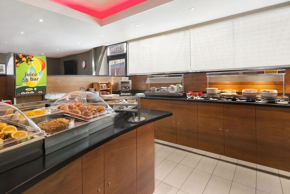 Ramada Encore Leicester City Centre Exteriör bild